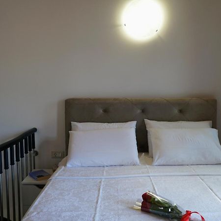 Oceanis Apartment Đảo Sými Ngoại thất bức ảnh